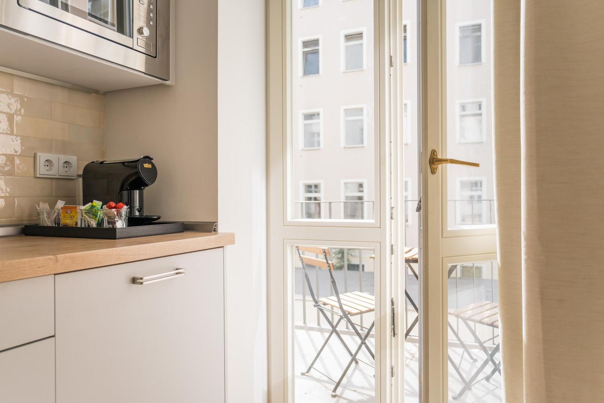 Homaris Apartments Frankfurter Allee Berlin Bagian luar foto