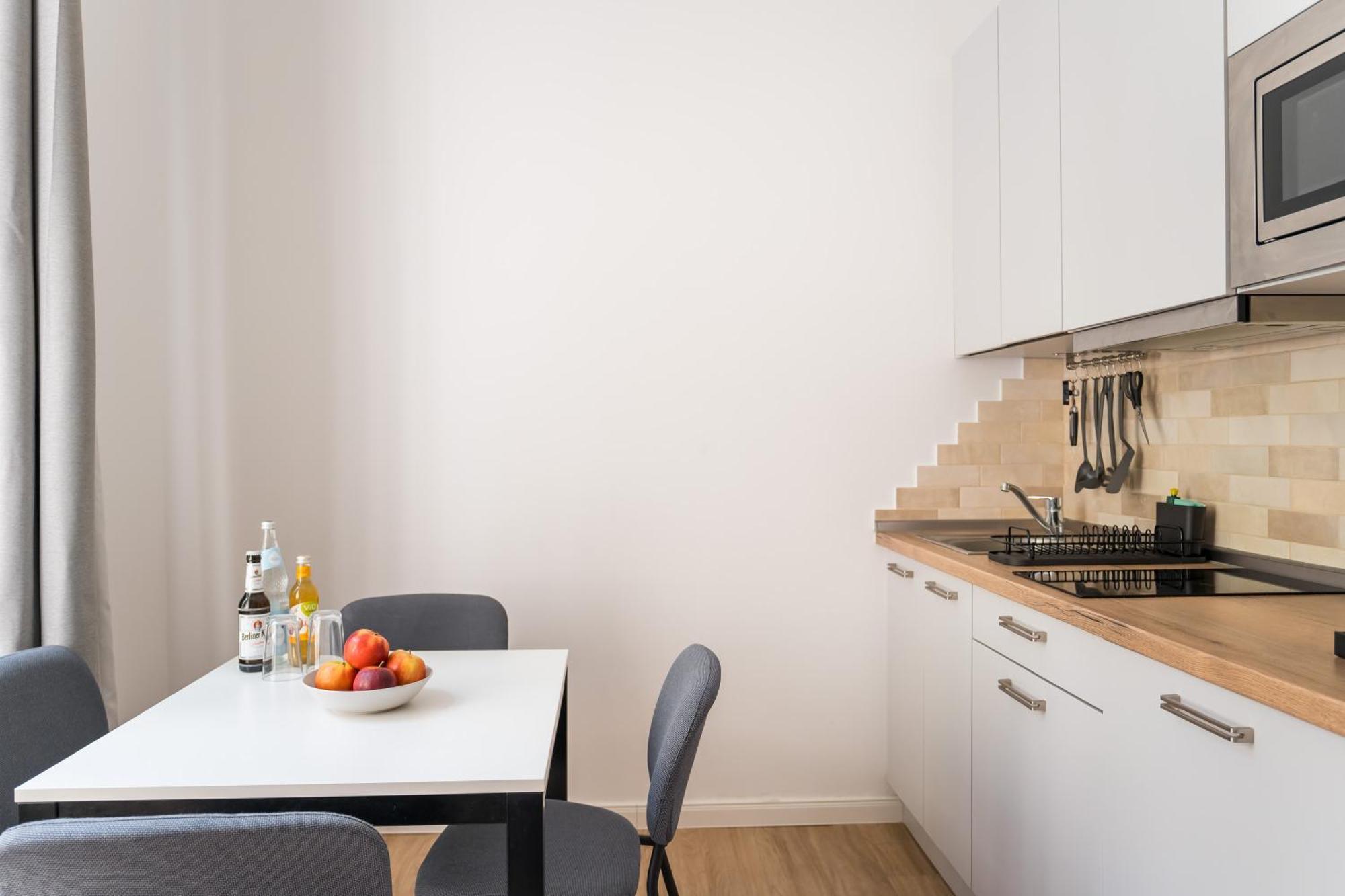Homaris Apartments Frankfurter Allee Berlin Bagian luar foto